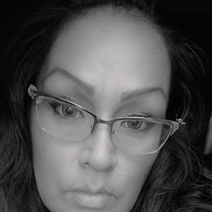 Meet your Posher, Monica iris